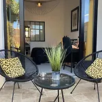 Particulier - Les Du Bassin D'arcachon- Petit-déjeuner Sur Demande- Prestations De Gamme 4*