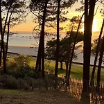Casa de hóspedes Particulier - Les Du Bassin D'arcachon- Petit-déjeuner Sur Demande- Prestations De Gamme Gujan-Mestras