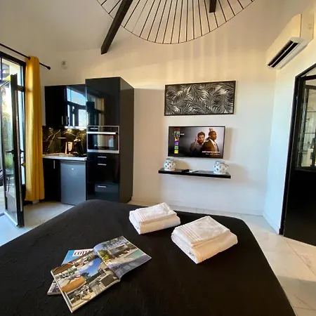 Guest house Les Du Bassin D'arcachon: Luxe With Gourmet Breakfast Gujan-Mestras